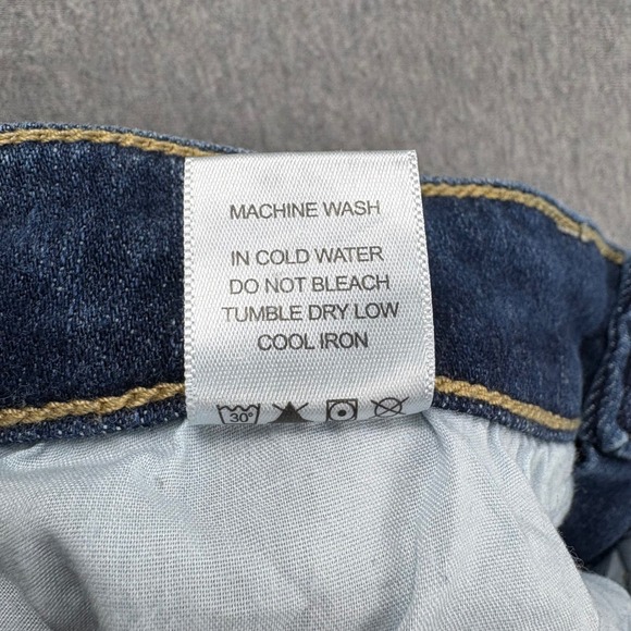 Judy Blue Jeans Womens 7/28 Boyfriend Fit Distressed Medium Wash Comfort Stretch - Picture 15 of 15